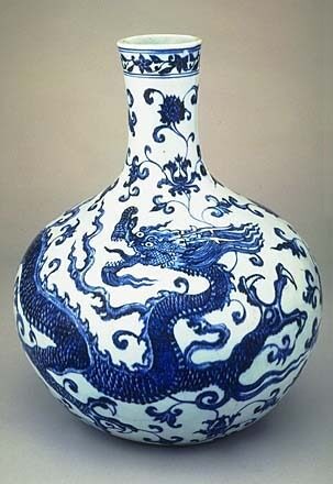 ming-dynasty-celestial-globe-vase-8659294