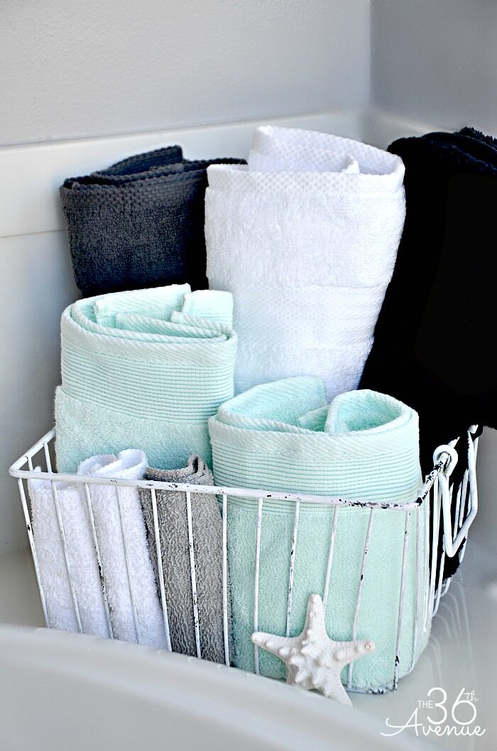 bathroom-towels-storage-3436048