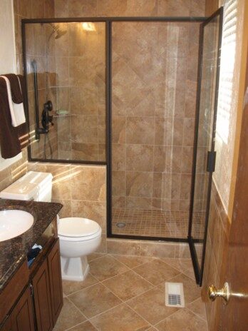 bathroom-remodeling-ideas-for-small-bathroom2-7240362